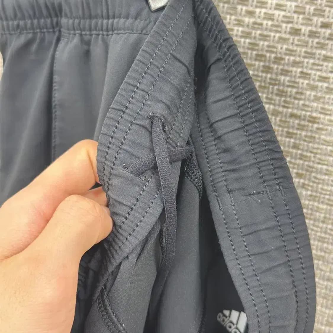 아디다스 블랙 삼선 기능성 운동 반바지 105 D07879 상품이미지3