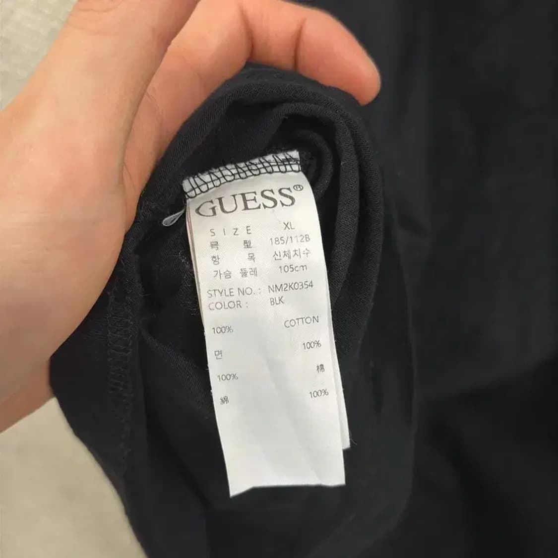 게스 캐주얼 블랙 빅로고 반팔티 95 D08031 상품이미지4