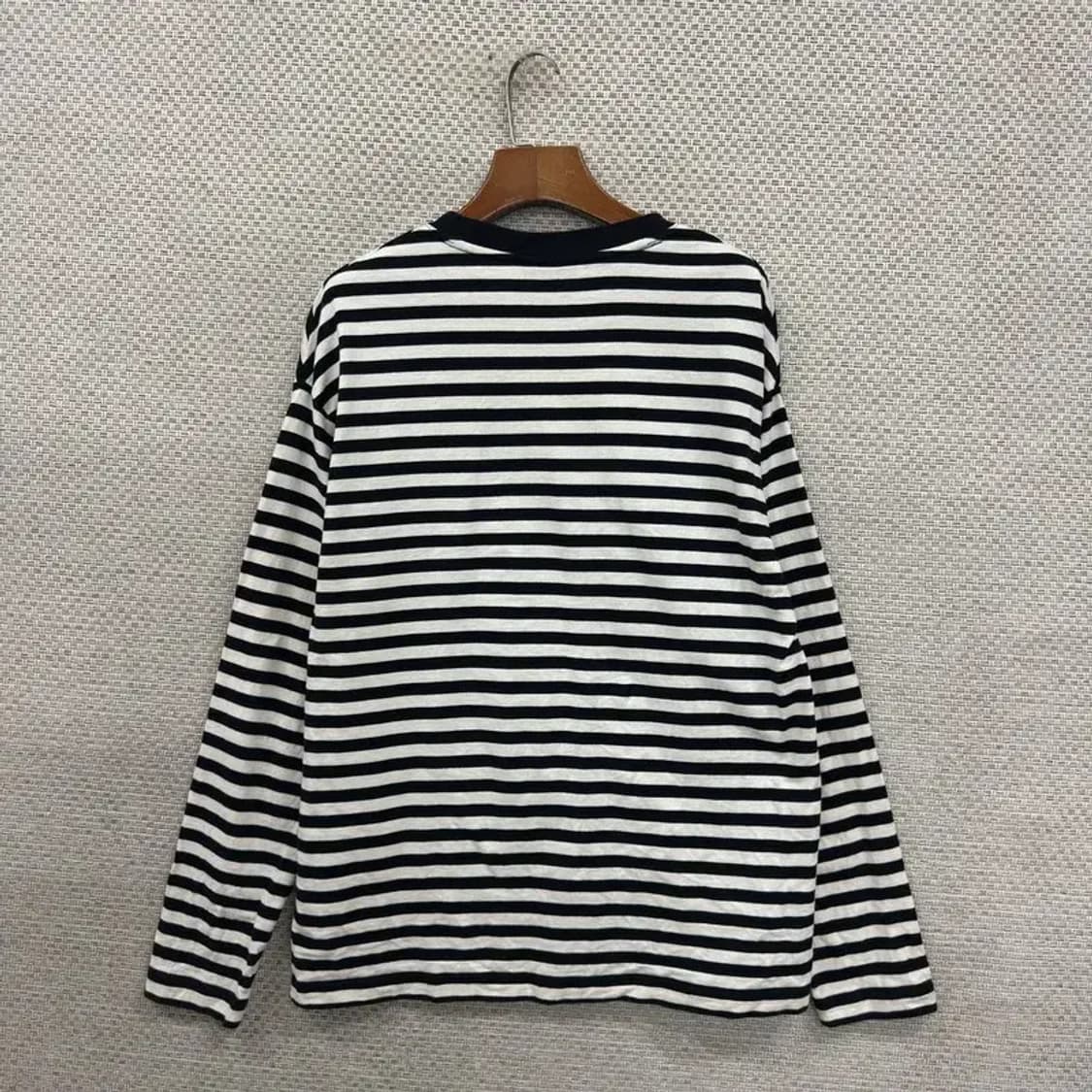 마크곤잘레스 자수로고 캐주얼 오버핏 롱슬리브 긴팔티 90 D08139 상품이미지2