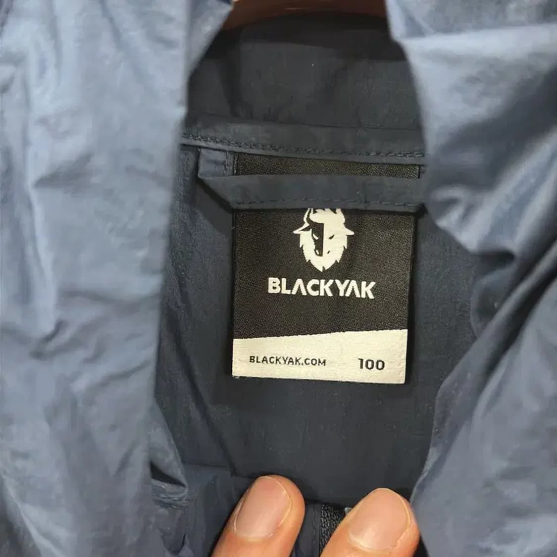 블랙야크 아웃도어 프린팅로고 홀겹 바람막이 자켓 100 D08137 상품이미지3