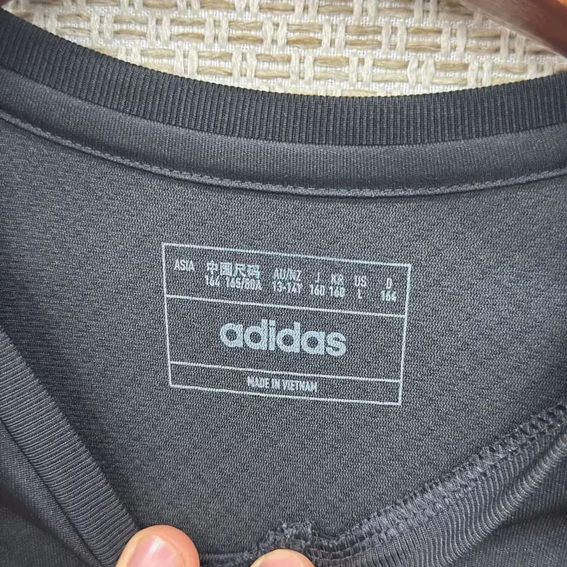 아디다스 자수로고 캐주얼 기능성 반팔티 90 D08394 상품이미지3