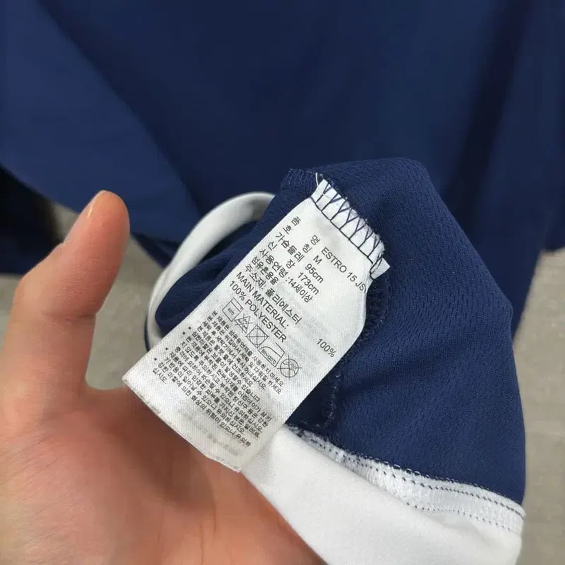 아디다스 자수로고 캐주얼 기능성 반팔티 95 D08867 상품이미지4