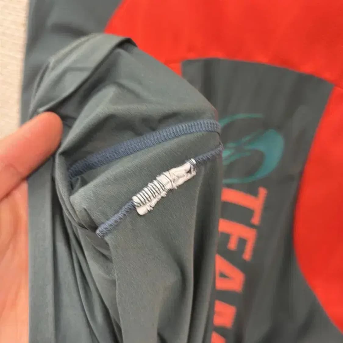 블랙야크 아웃도어 프린팅로고 기능성 반집업 반팔티 100 D09042 상품이미지4