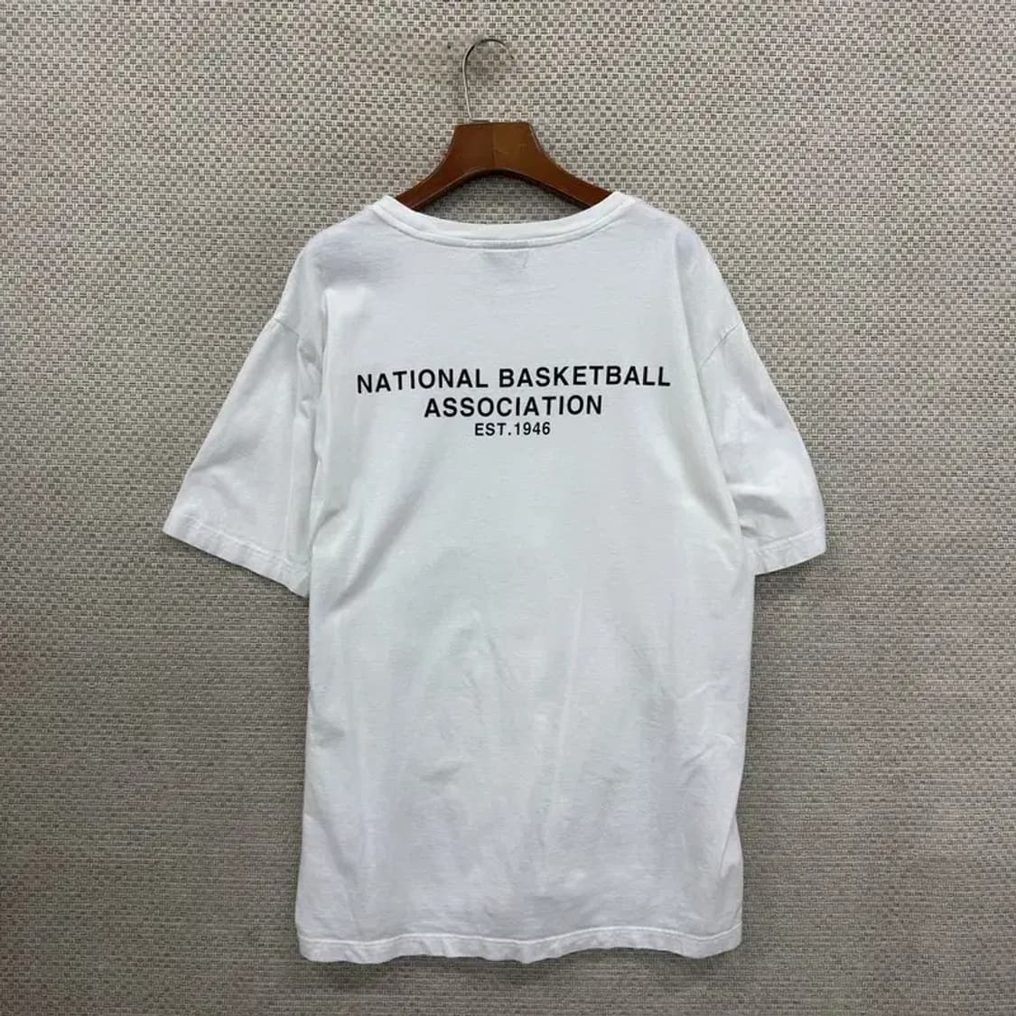 NBA 박스로고 백프린팅 반팔티 110 D09257 상품이미지2