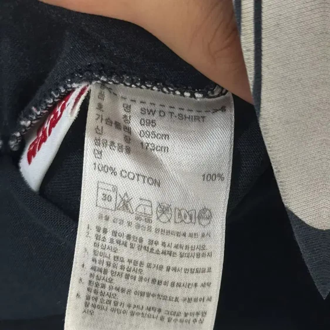 아디다스 자수로고 스타워즈 프린팅 반팔티 95 D09345 상품이미지4