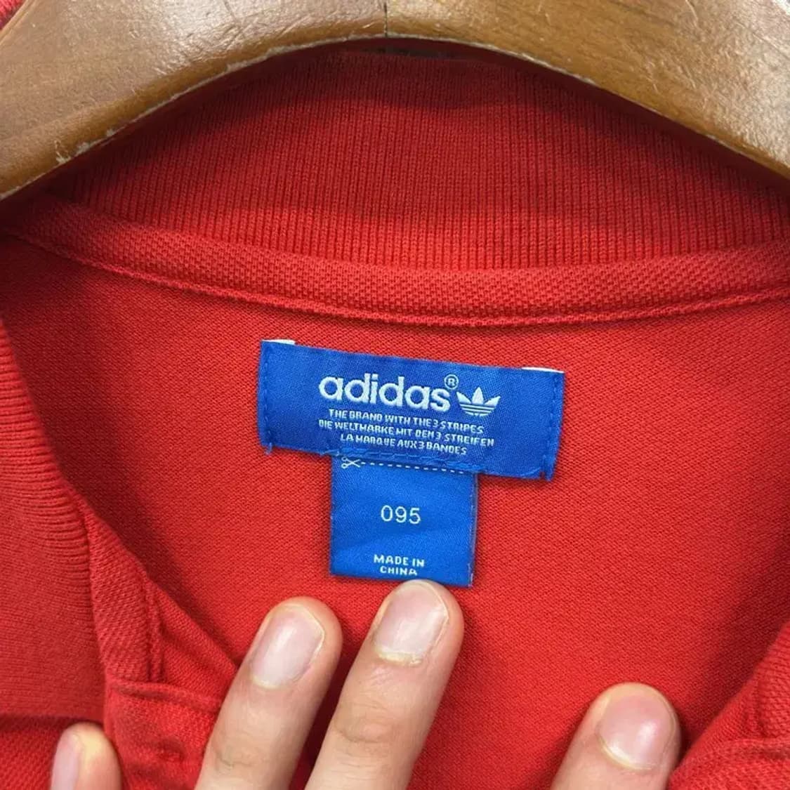 아디다스 자수로고 캐주얼 반팔카라티 95 D09383 상품이미지3