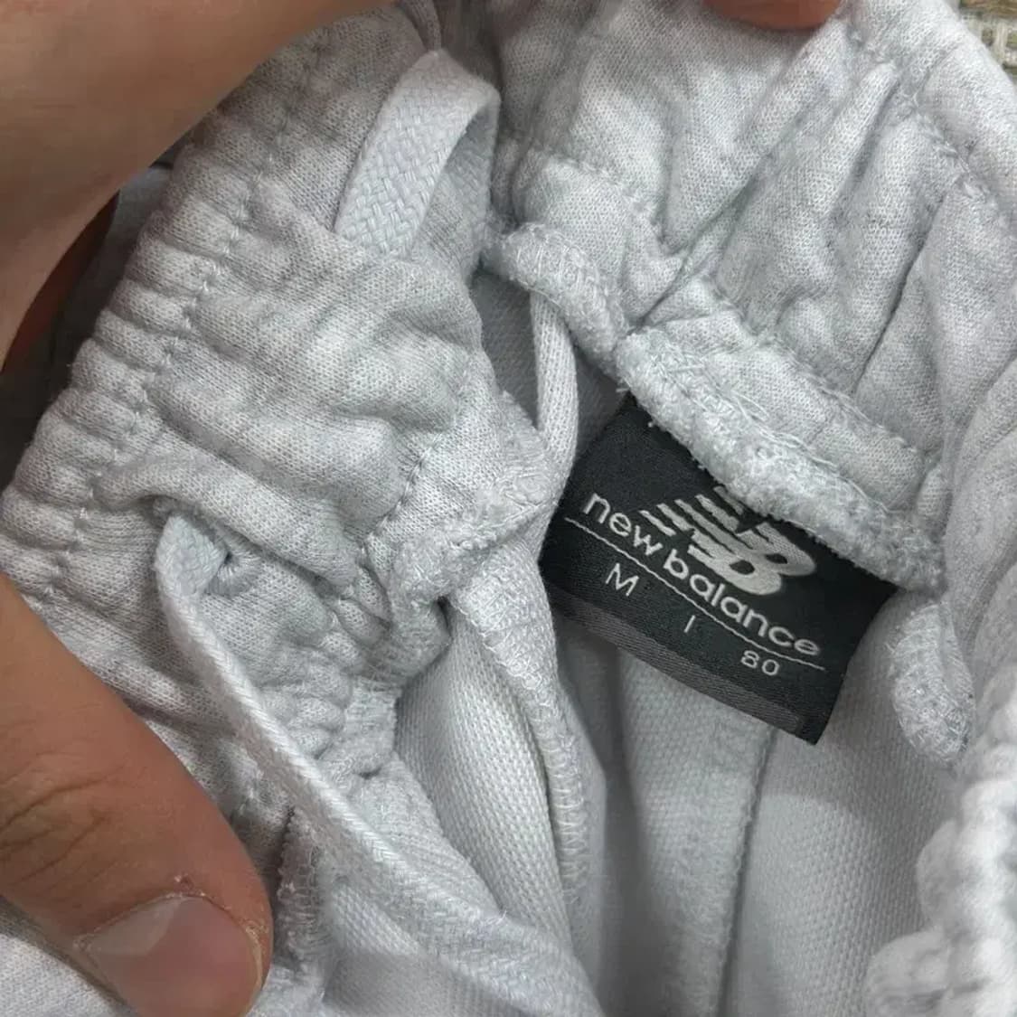 뉴발란스 자수로고 조거 밴딩 츄리닝바지 80 D09496 상품이미지3