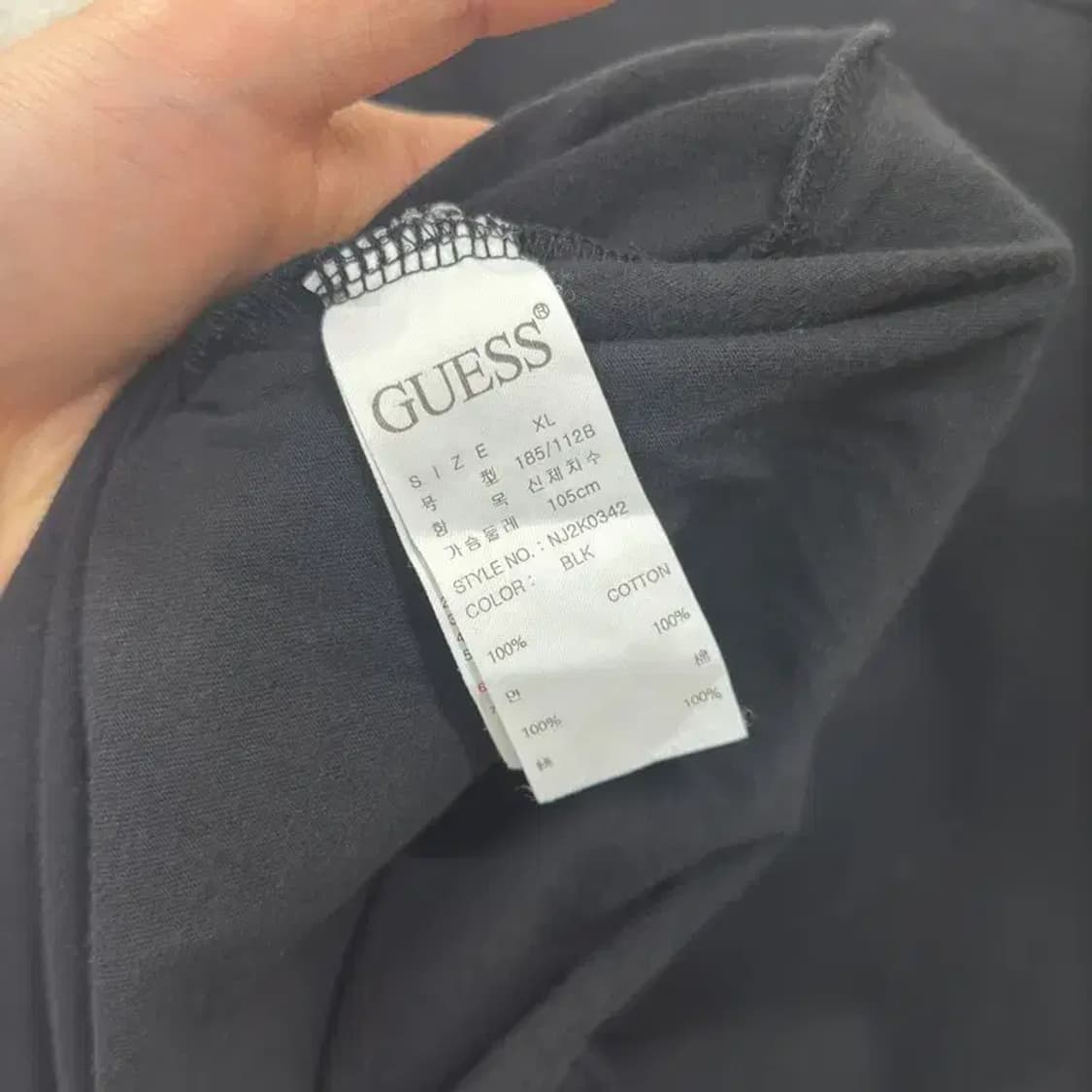 게스 블랙 빅로고 반팔티 105 D09623 상품이미지4