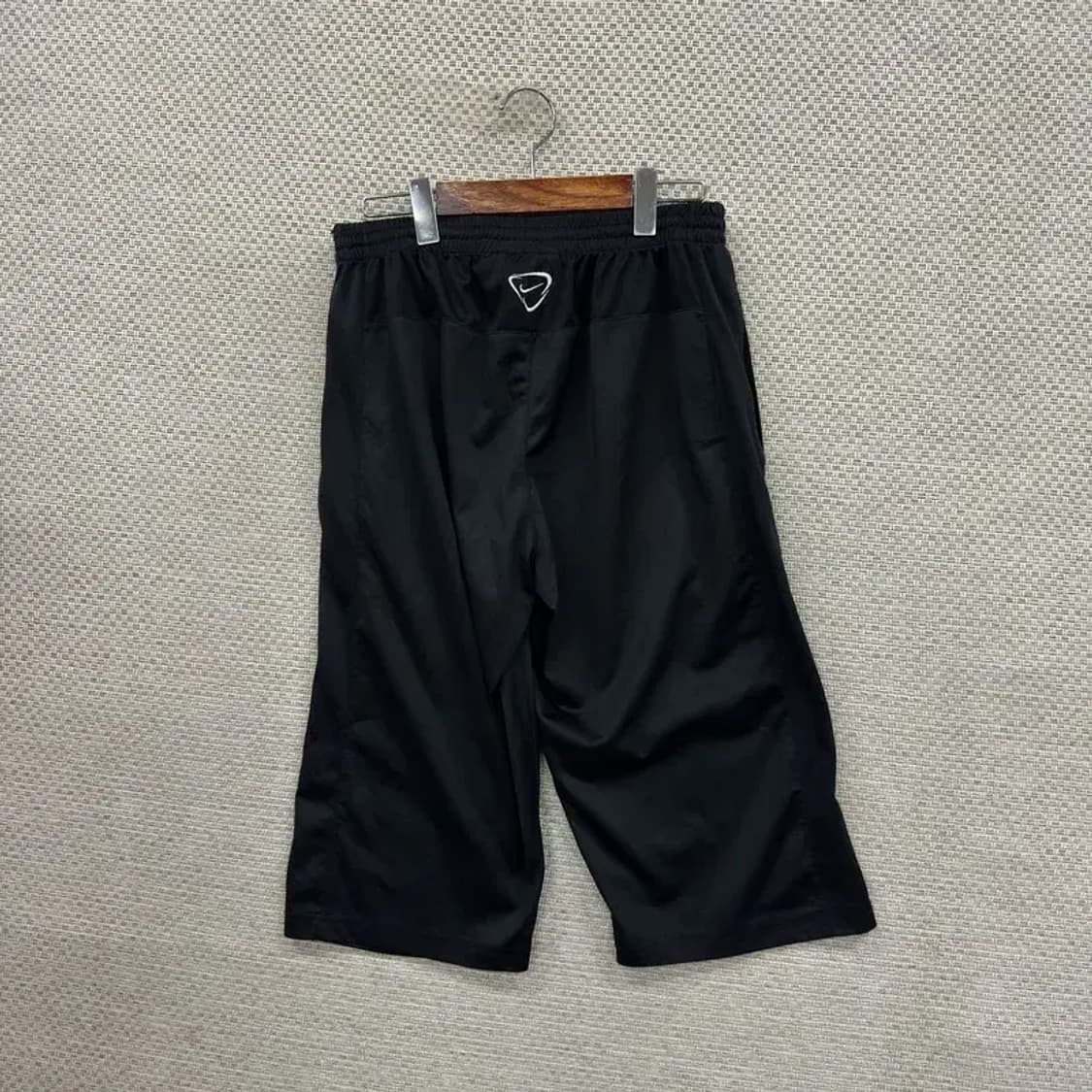 나이키 드라이핏 블랙 운동 7부 반바지 70 D09730 상품이미지2