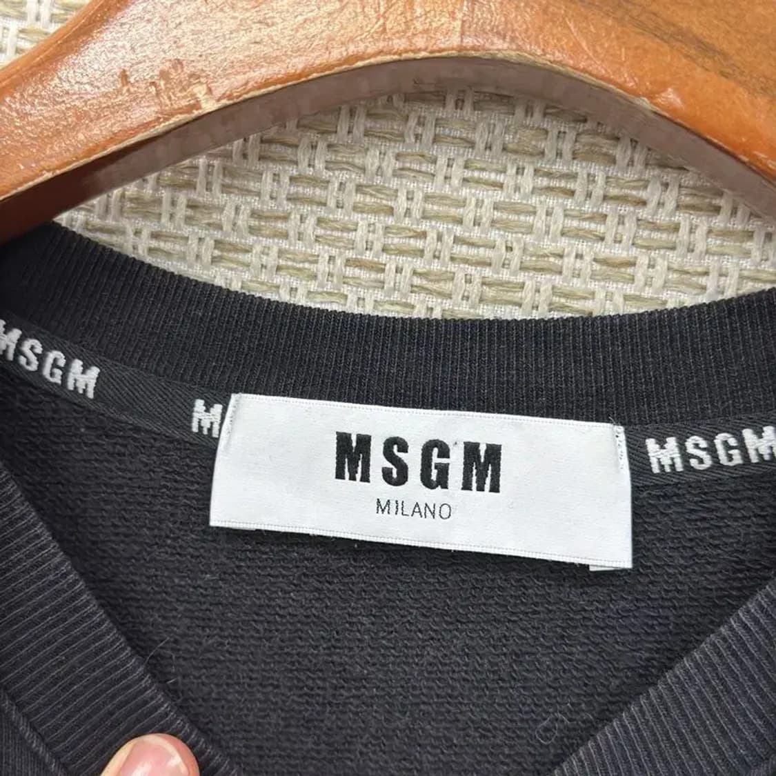 엠에스지엠 MSGM 자수로고 스웻셔츠 맨투맨 100 D10204 상품이미지3