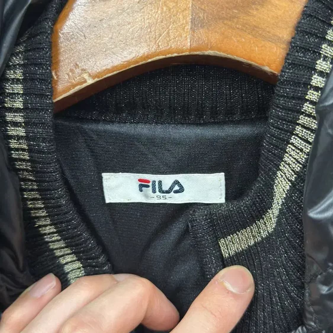 필라 FILA 블랙 캐주얼 여자 후드집업 95 D11355 상품이미지3