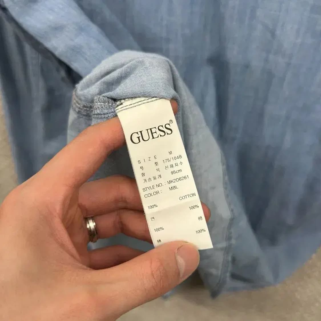 게스 캐주얼 연청 데님 청셔츠 95 D11362 상품이미지4