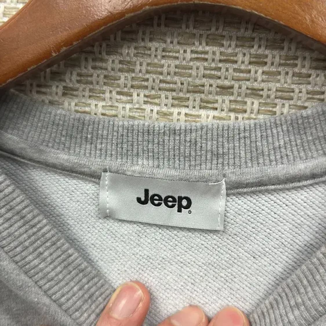 지프 JEEP 그레이 프린팅 빅로고 맨투맨 100 D11372 상품이미지3