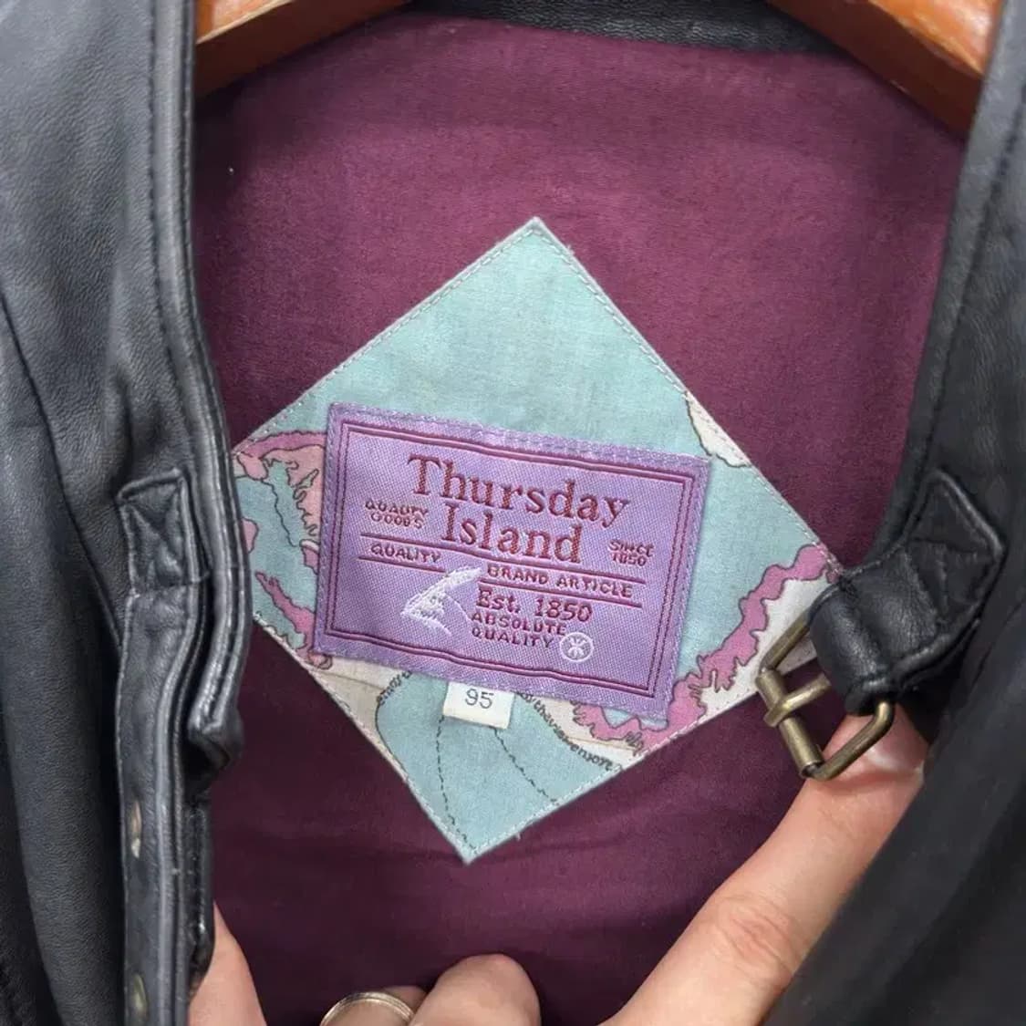 써스데이아일랜드 블랙 캐주얼 여자 양가죽 자켓 90 D11526 상품이미지3