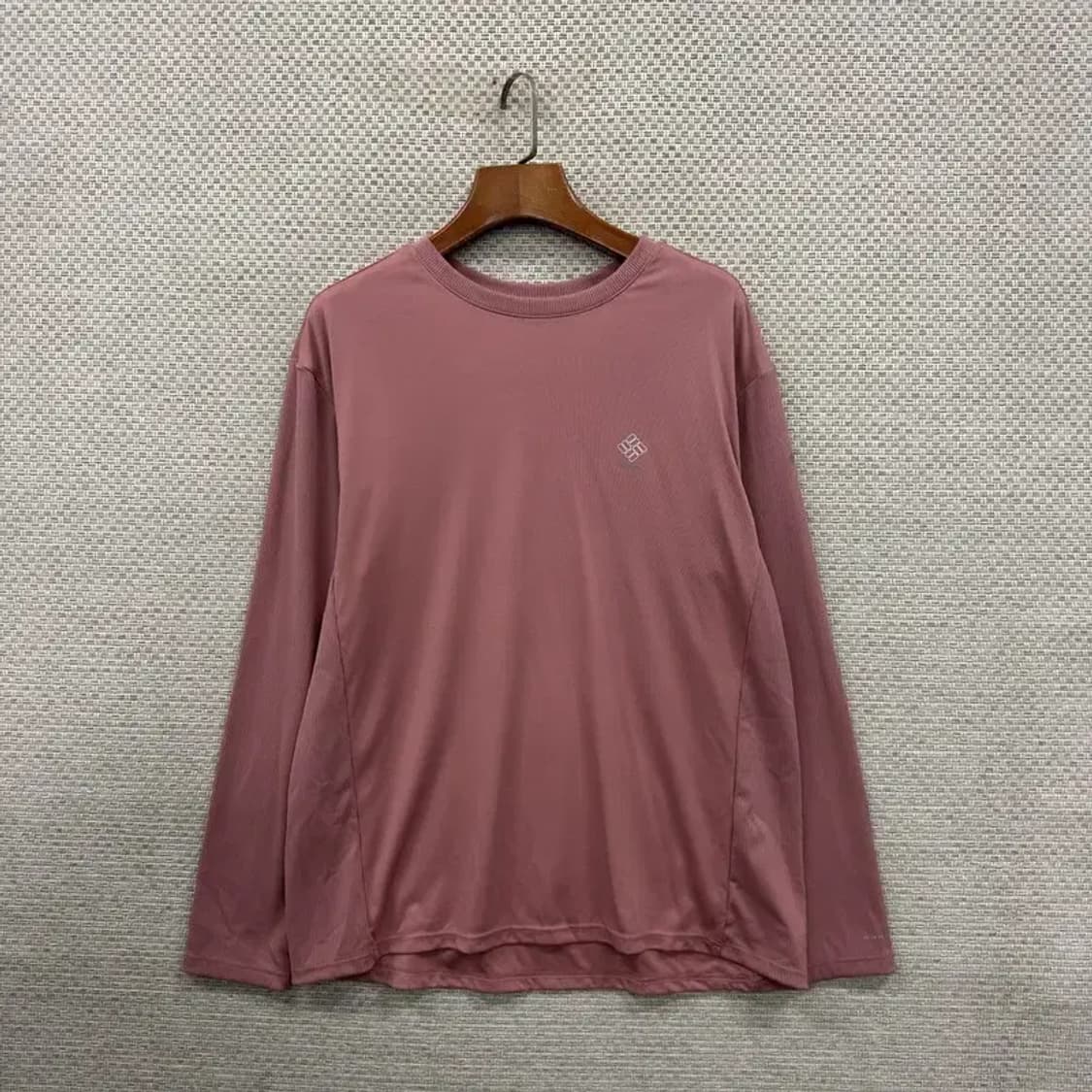 콜럼비아 아웃도어 등산 캐쥬얼 옴니히트 긴팔티 100 D11781 상품이미지1