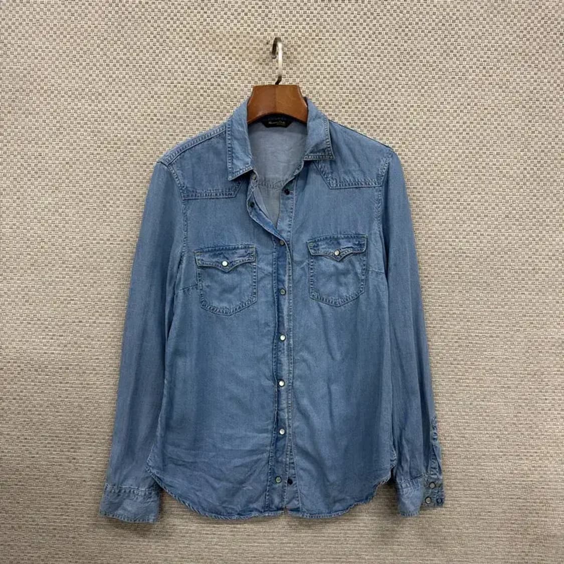 마시모두띠 캐주얼 투포켓 여성 데님 셔츠 90 D12013 상품이미지1