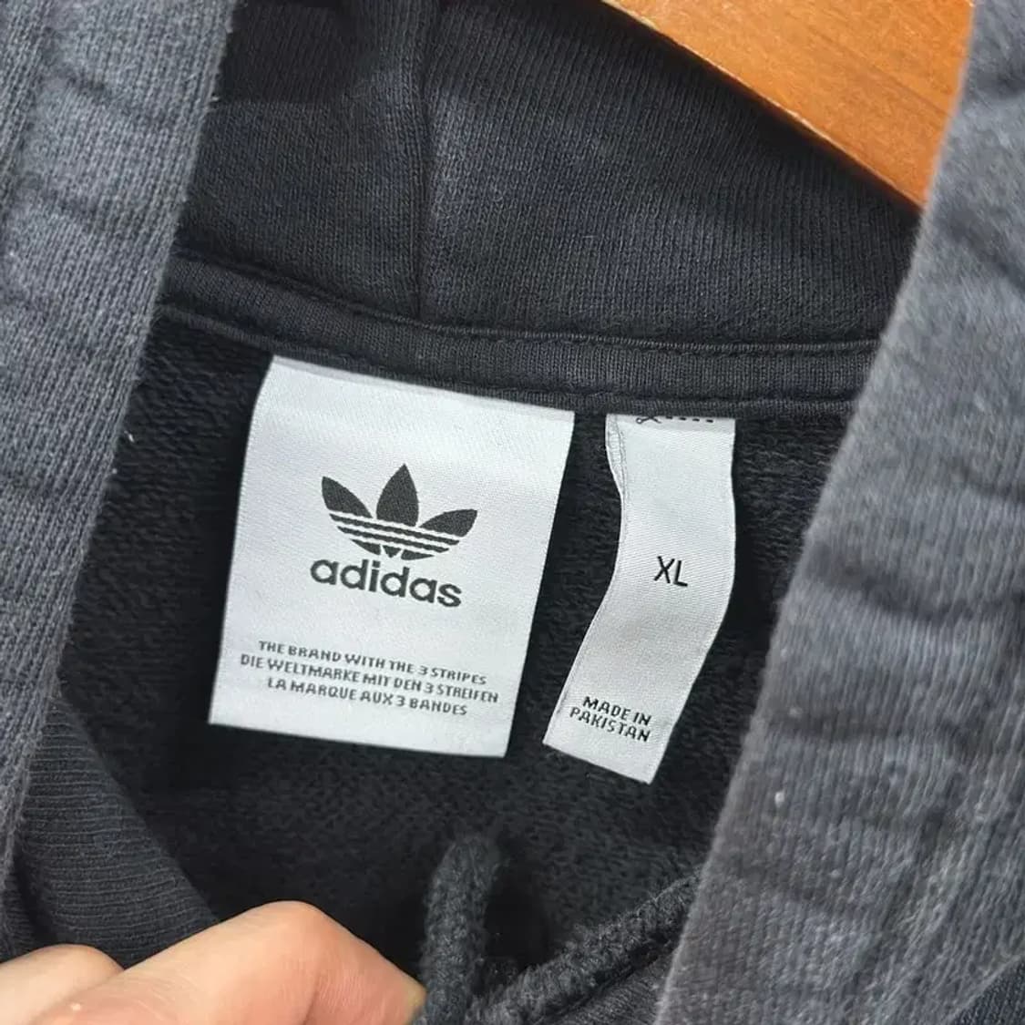 아디다스 캐주얼 빅프린팅로고 후드티 105 D12001 상품이미지3