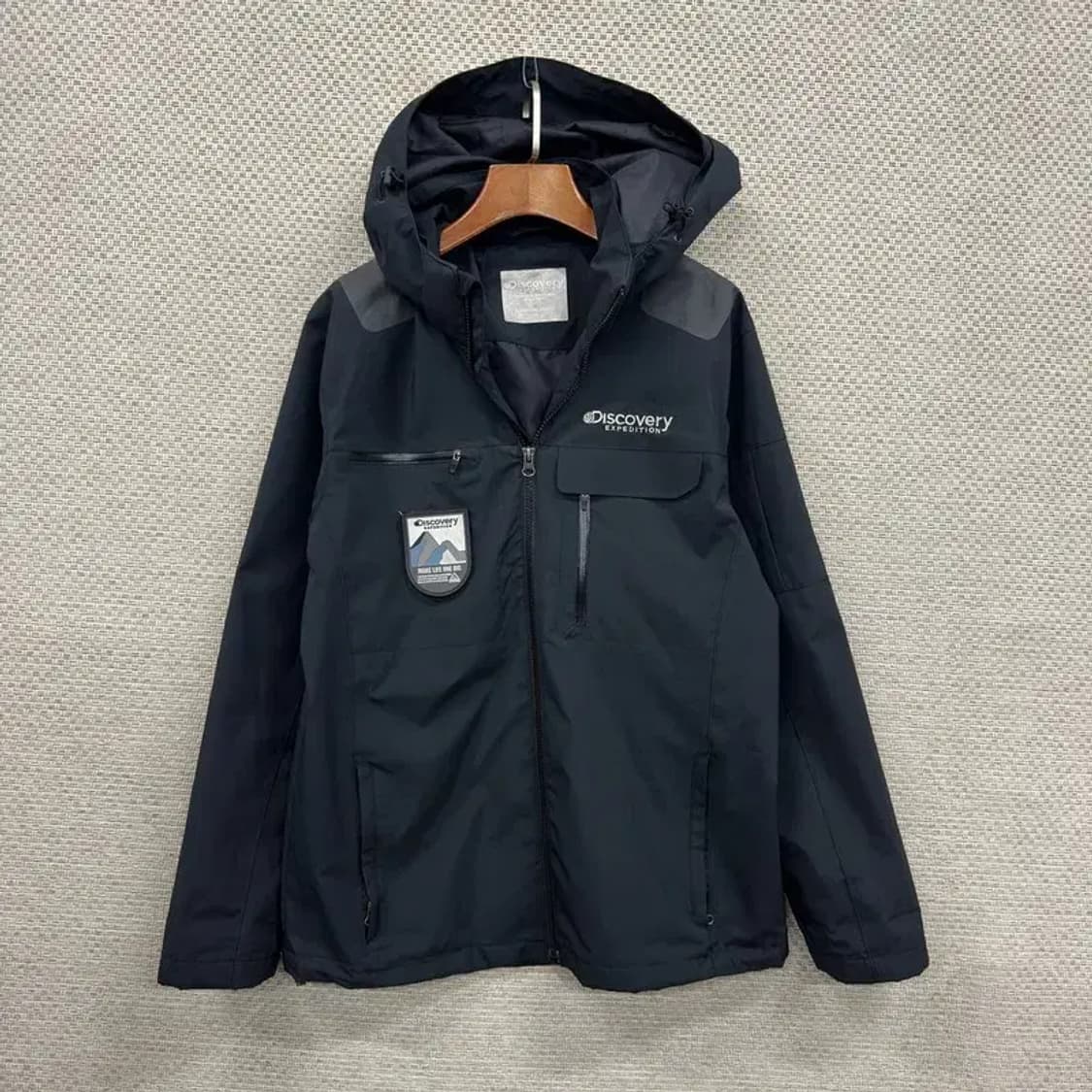 디스커버리 아웃도어 자수로고 윈드러너 바람막이 100 D12017 상품이미지1