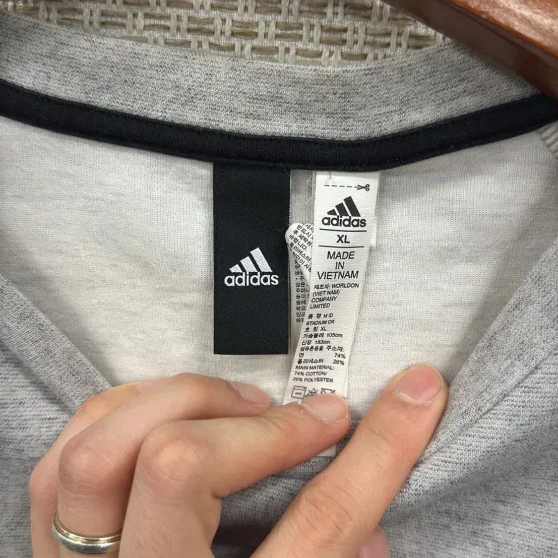 아디다스 캐주얼 프린팅로고 스웻셔츠 맨투맨 100 D12088 상품이미지3