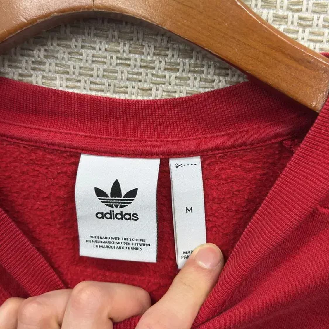 아디다스 캐주얼 자수로고 오버핏 약기모 맨투맨 100 D12104 상품이미지3