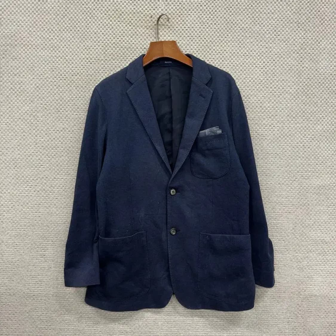 헤지스 캐주얼 버튼 슬림핏 블레이저 자켓 100 D12096 상품이미지1