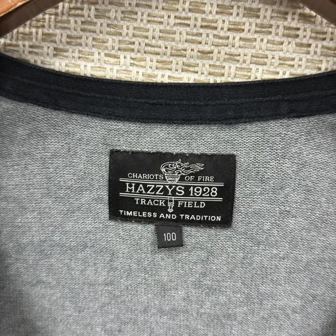 헤지스 캐쥬얼 브이넥 자수로고 가디건 100 D12162 상품이미지3