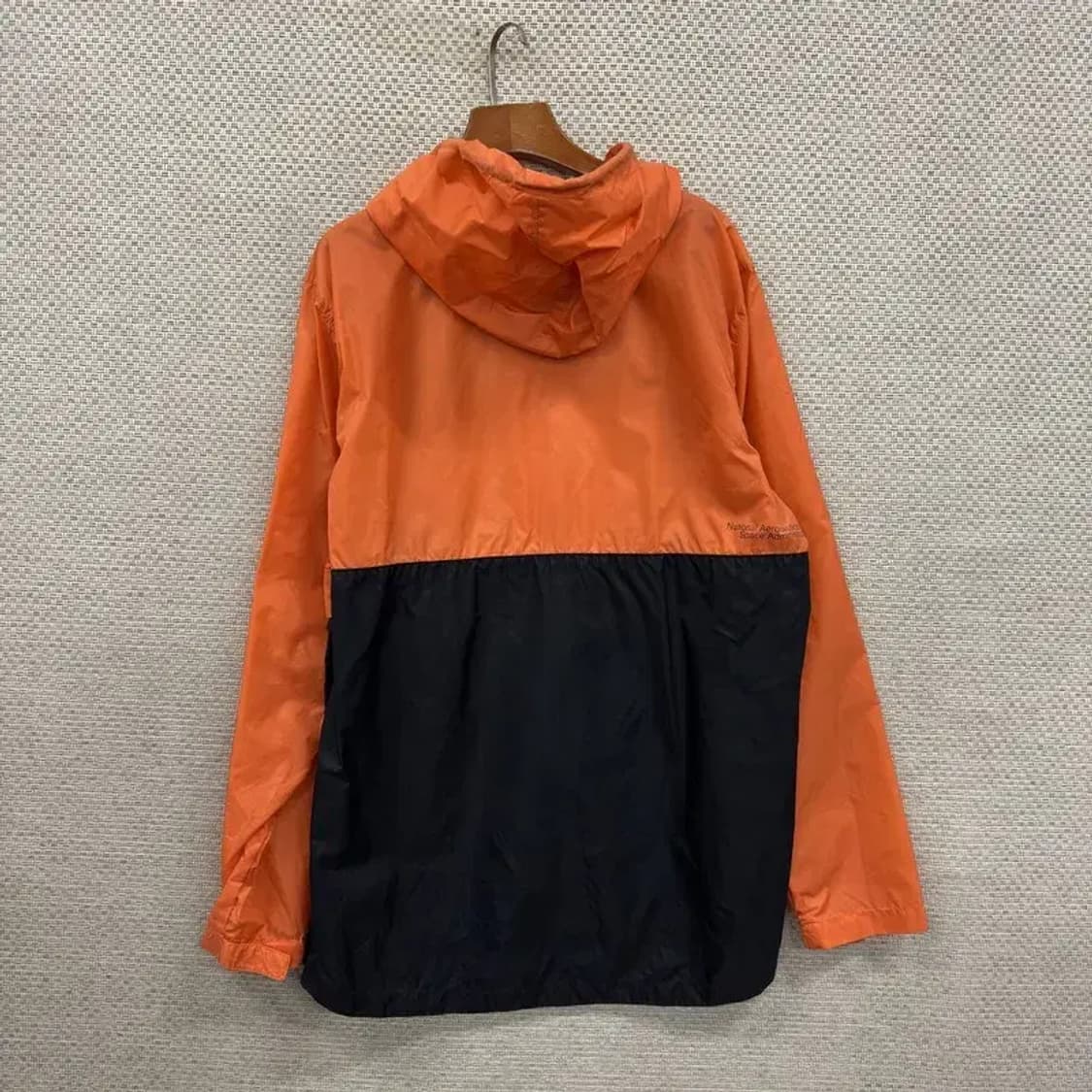 반스 캐쥬얼 트레이닝 홑겹 아노락 바람막이  105 D12158 상품이미지2