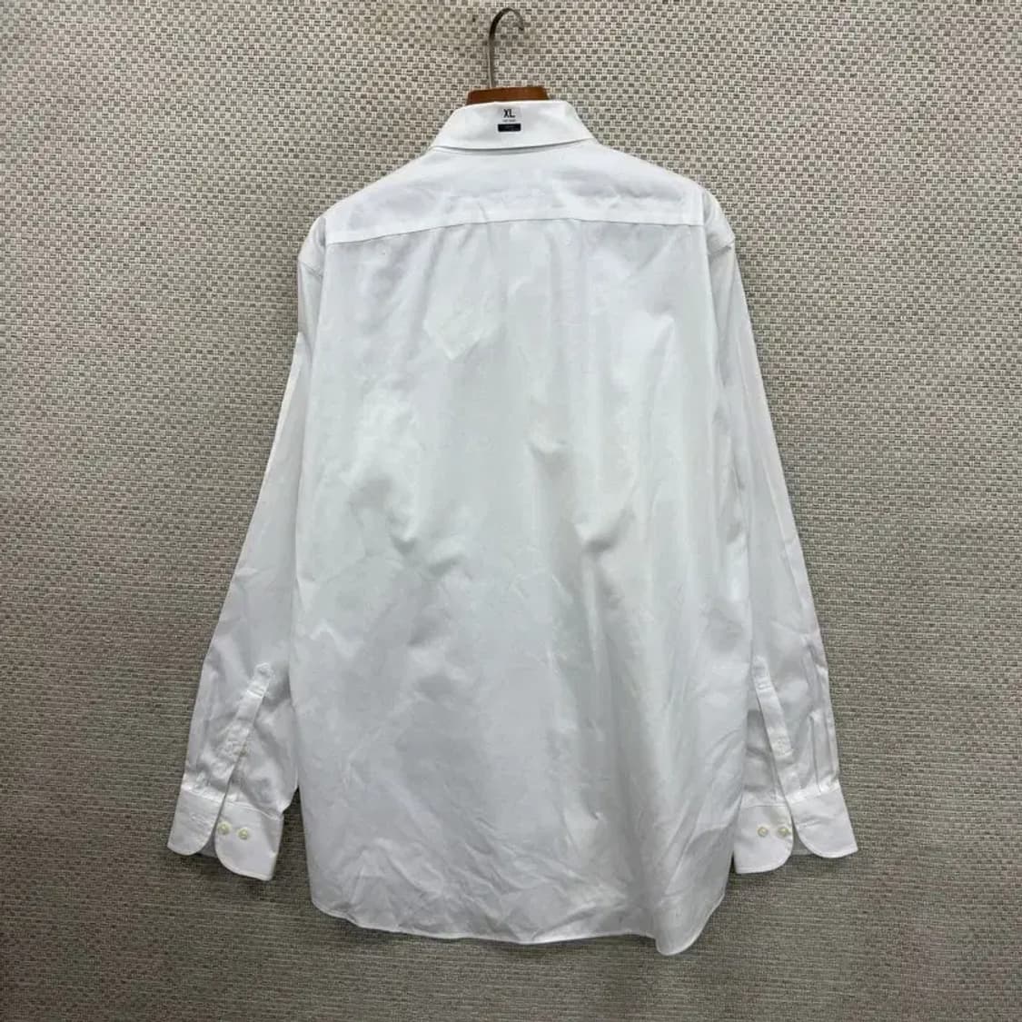 유니클로 캐쥬얼 화이트 오버핏 셔츠 105 D12164 상품이미지2