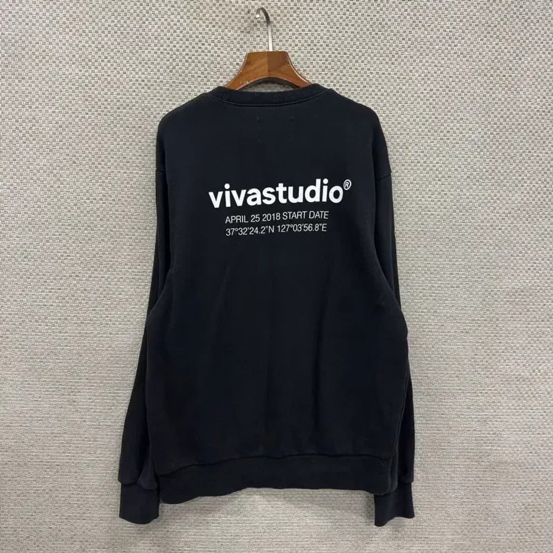 비바스튜디오 캐쥬얼 프린팅로고 오버핏 맨투맨 95 D12237 상품이미지2