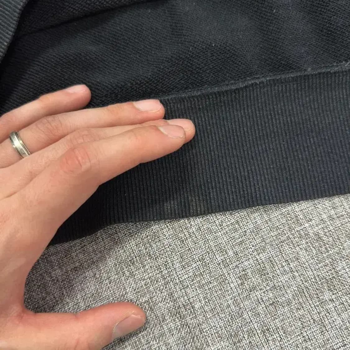 아디다스 캐쥬얼 명암 패턴 빈티지 맨투맨 100 D12243 상품이미지5