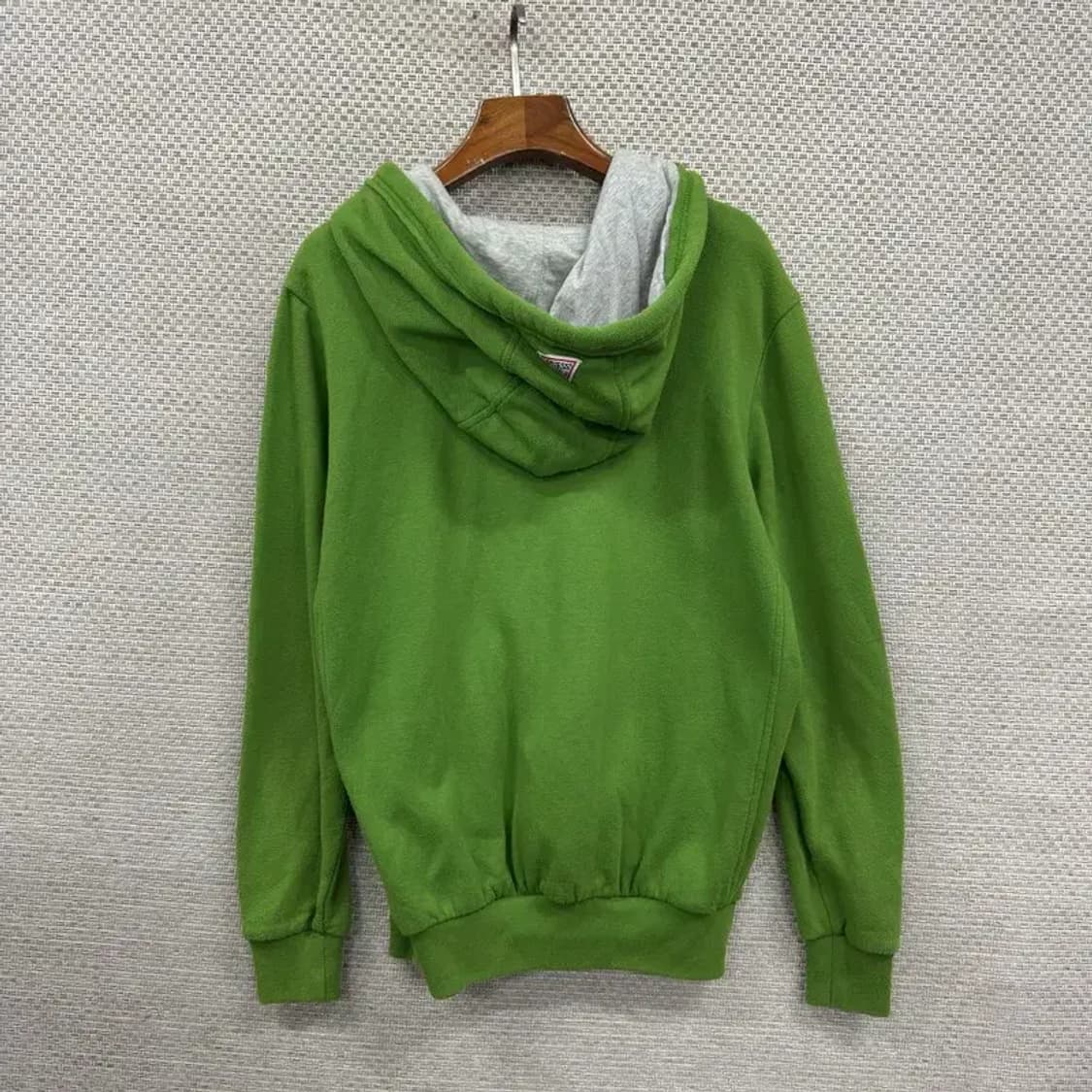 게스 캐쥬얼 약기모 자수 빅로고 후드티 95 D12261 상품이미지2