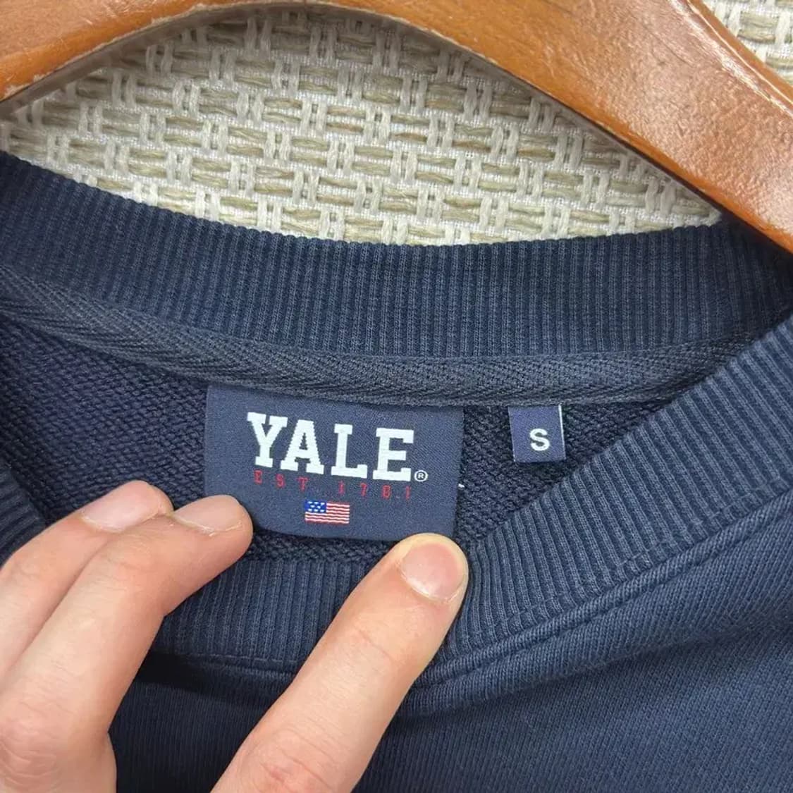예일 캐쥬얼 자수로고 오버핏 맨투맨 90 D12257 상품이미지3