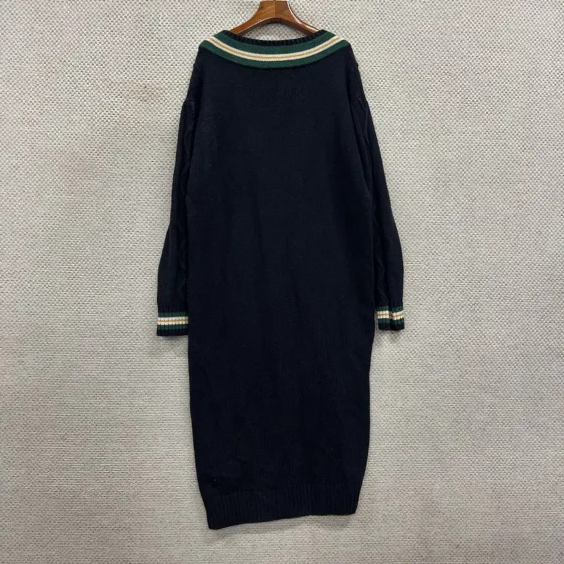 골라 캐쥬얼 브이넥 꽈베기 니트 원피스 100 A00003 상품이미지2