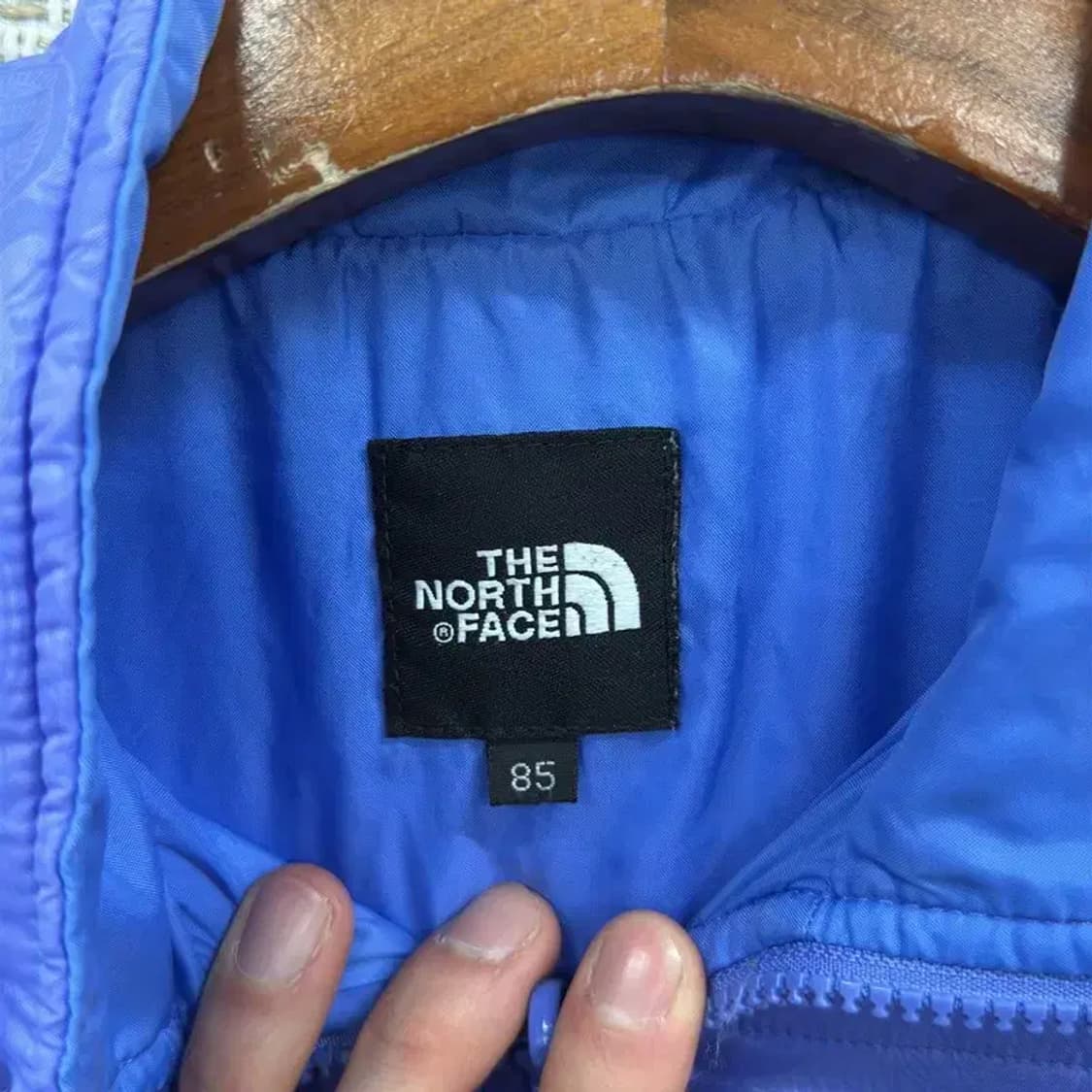 노스페이스 아웃도어 등산 경량 패딩 85 A00020 상품이미지3