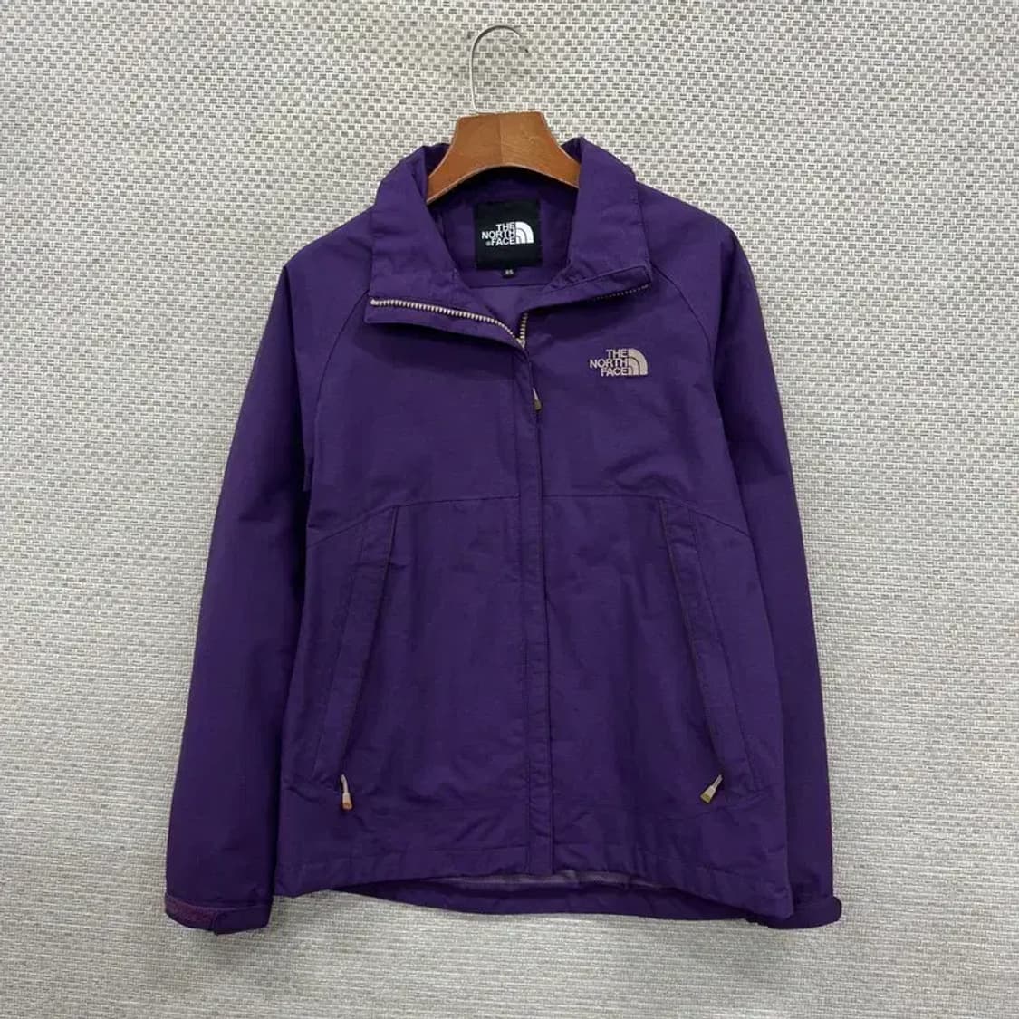 노스페이스 아웃도어 등산 오버핏 바람막이 자켓 85 A00028 상품이미지1