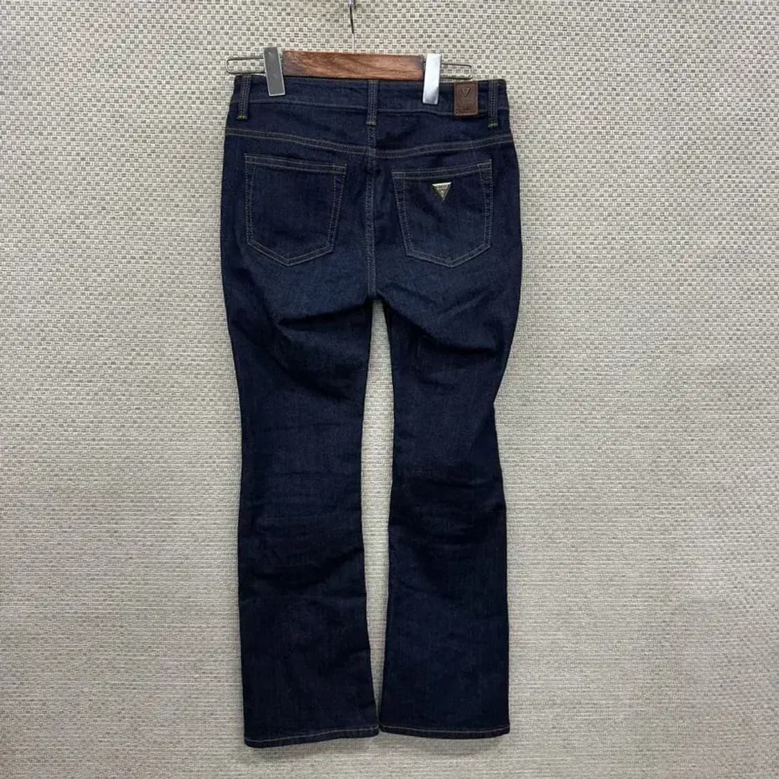 게스 캐쥬얼 금장 스판 슬림 부츠컷 데님 청바지 27인치 A00038 상품이미지2