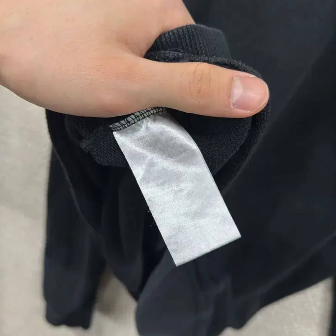 무신사스탠다드 캐쥬얼 빅사이즈 무지 맨투맨 115 A00030 상품이미지4