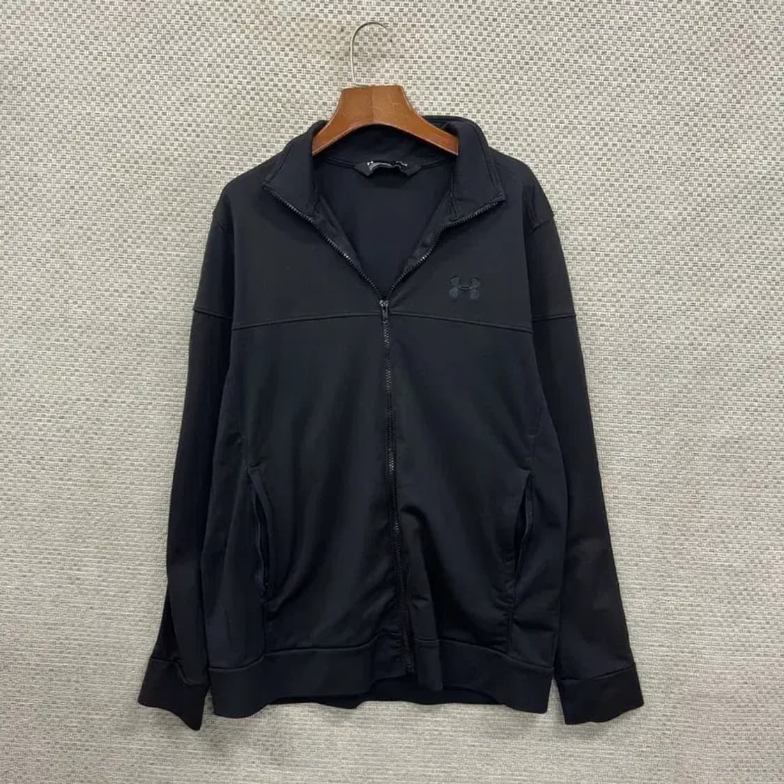 언더아머 캐쥬얼  자수로고 반목 집업 100 A00091 상품이미지1