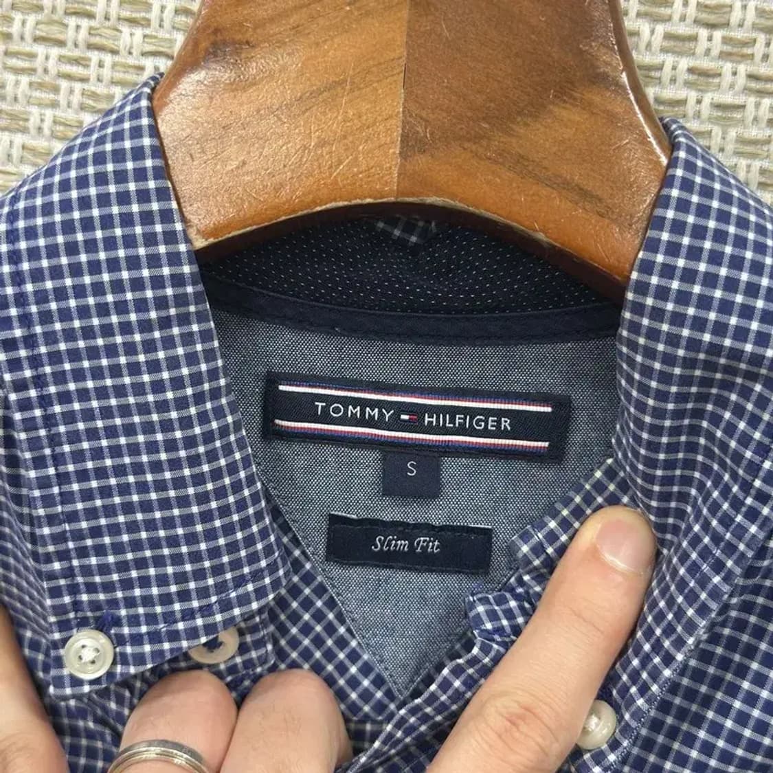 타미힐피거 슬림핏 자수로고 체크 긴팔셔츠 90 A00105 상품이미지3
