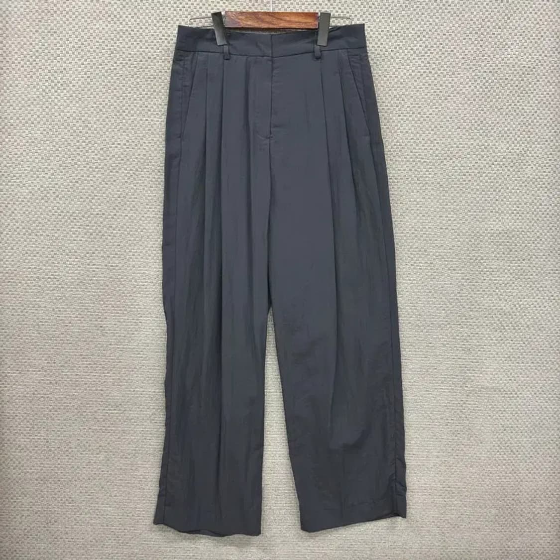 무신사스탠다드 캐쥬얼 와이드핏 핀턱팬츠 바지 30인치 A00118 상품이미지1