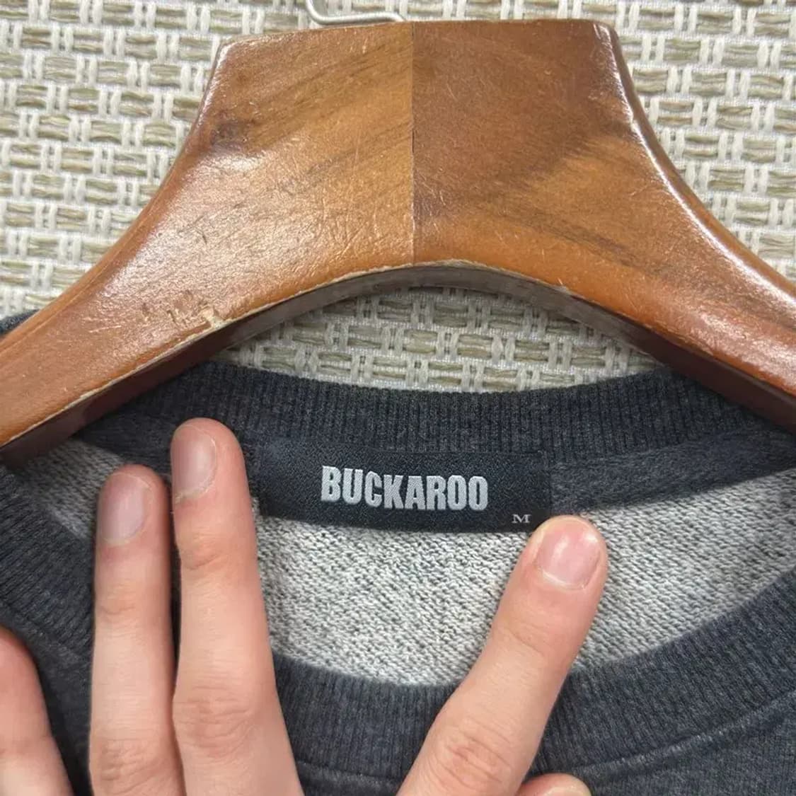 버커루 캐쥬얼 자수로고 그레이 맨투맨 95 A00083 상품이미지3