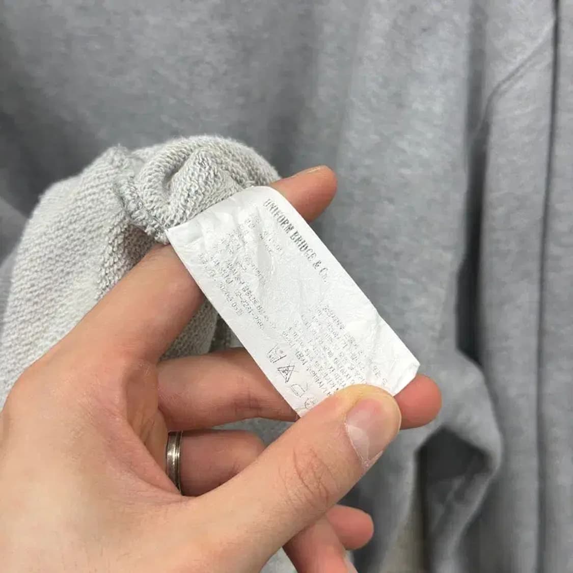 유니폼브릿지 자수로고 오버핏 맨투맨 105 A00104 상품이미지4