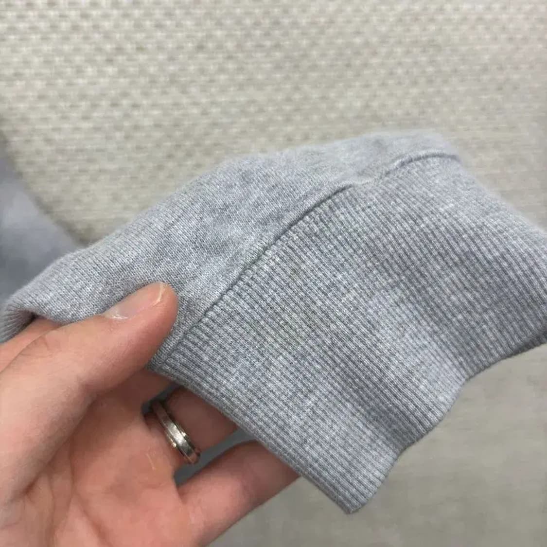 유니폼브릿지 자수로고 오버핏 맨투맨 105 A00104 상품이미지5