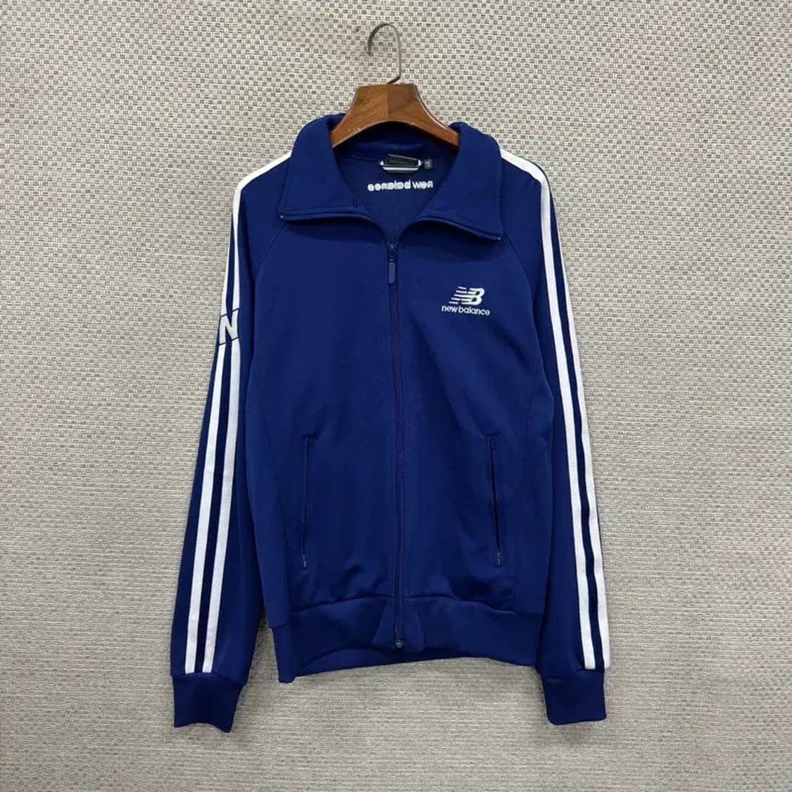 뉴발란스 사이드라인 트랙탑 져지 집업 95 A00163 상품이미지1