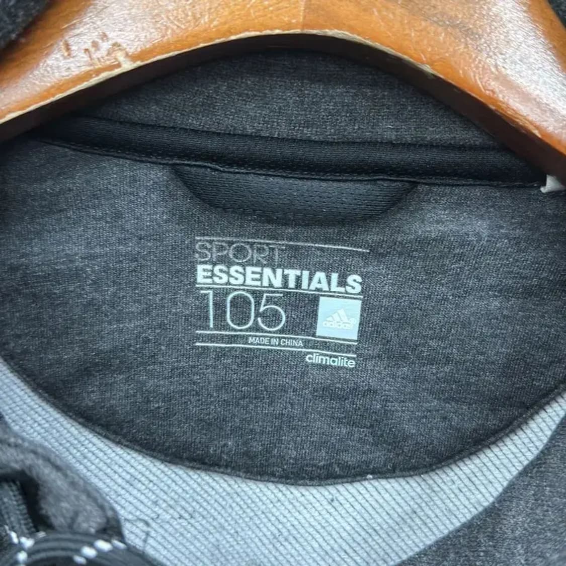 아디다스 에센셜 삼선 후드집업 105 A00245 상품이미지3