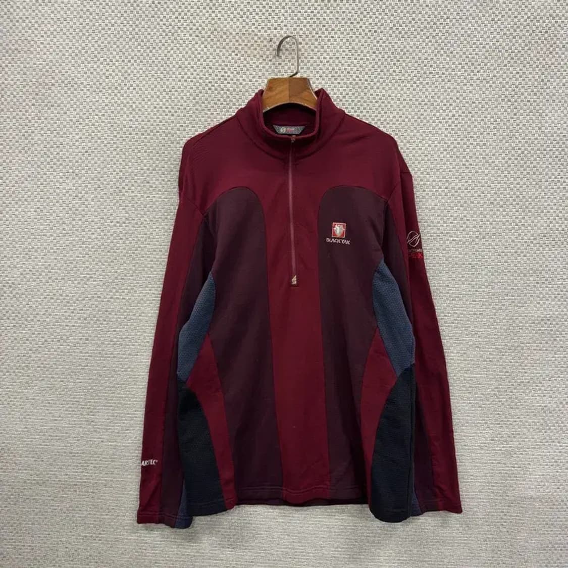 블랙야크 아웃도어 등산 반집업 긴팔티 100 A00253 상품이미지1