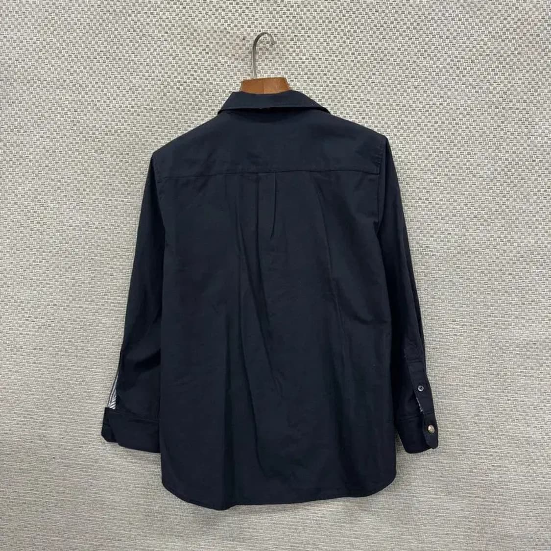 헤지스 캐쥬얼 자수로고 네이비 셔츠 95 A00333 상품이미지2