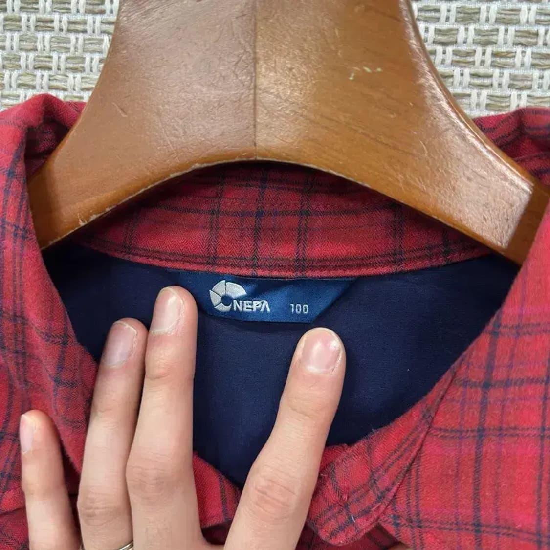 네파 아웃도어 체크패턴 캐쥬얼 포켓 셔츠 100 A00404 상품이미지3