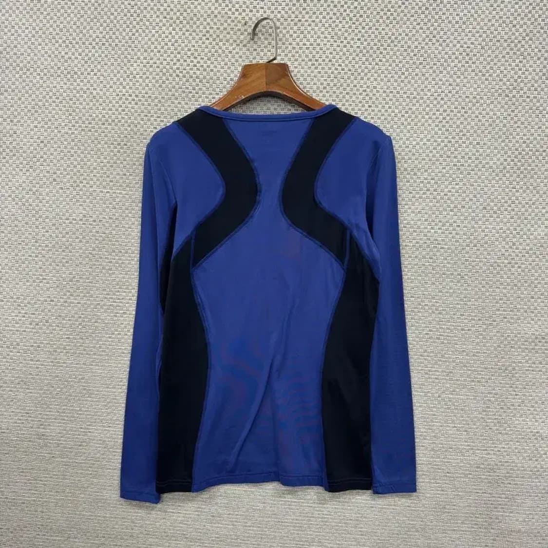 노스페이스 아웃도어 등산 기능성 긴팔 티 90 A00406 상품이미지2