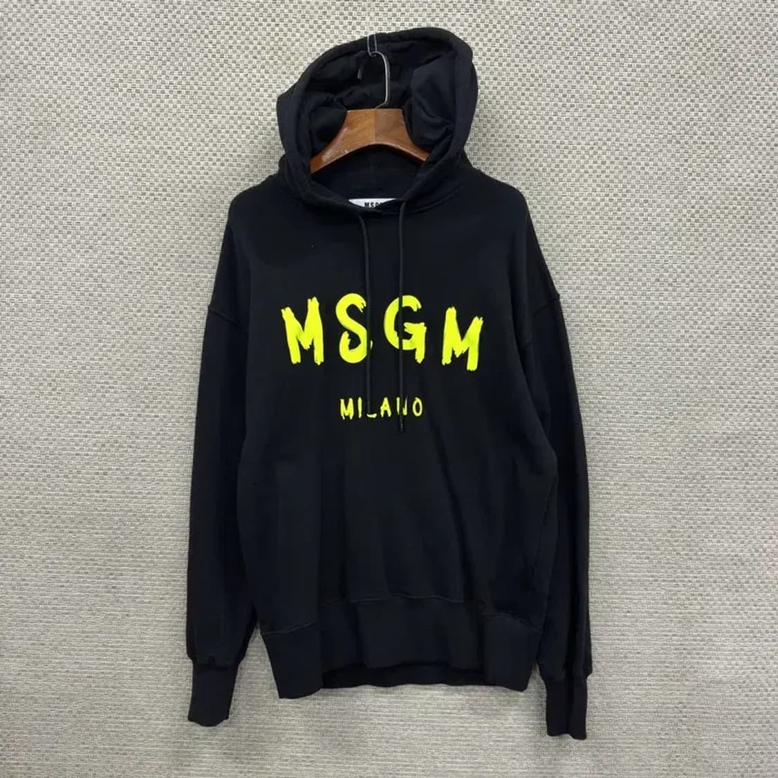 엠에스지엠 캐쥬얼 빅로고 오버핏 후드티 85 A00428 상품이미지1